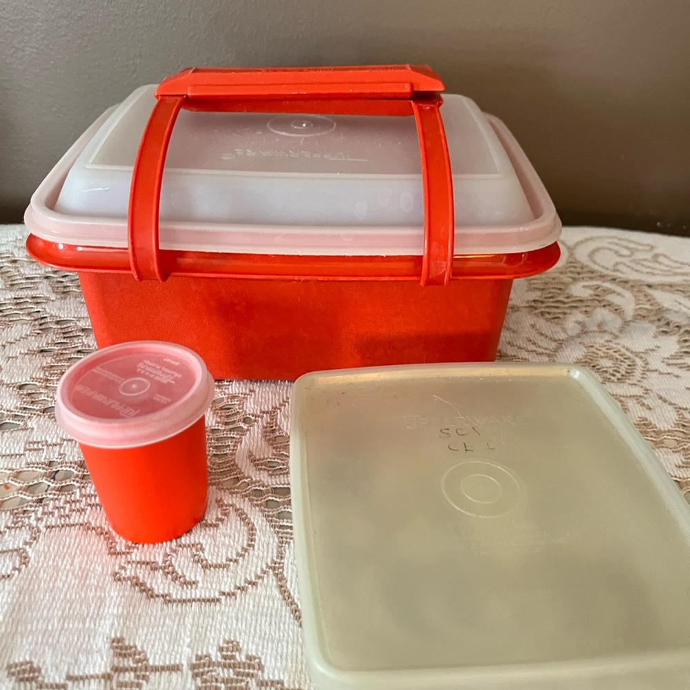 Tupperware Paprika Pack N Carry Lunch Box Set Storage & 2 containers. - Picture 3 of 9